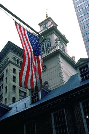 千葉みなと駅近くの快適ビジネスホテル｜東横INN千葉みなと駅前の魅力と詳細ガイド